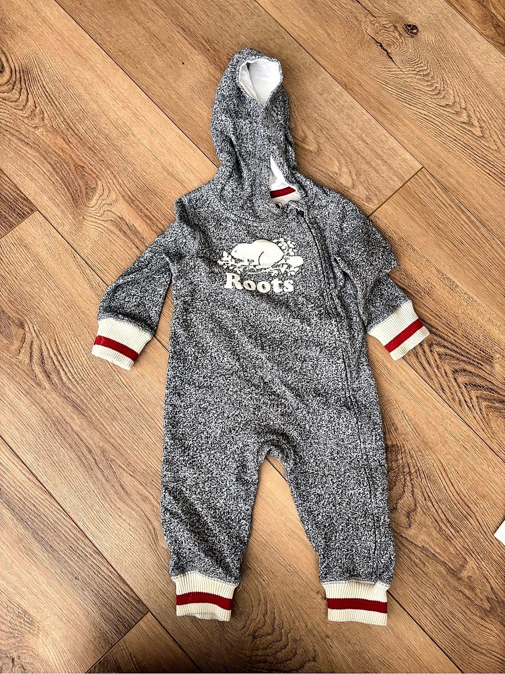 Roots Baby Organic Original Cooper Beaver Romper Footie Gray & Red